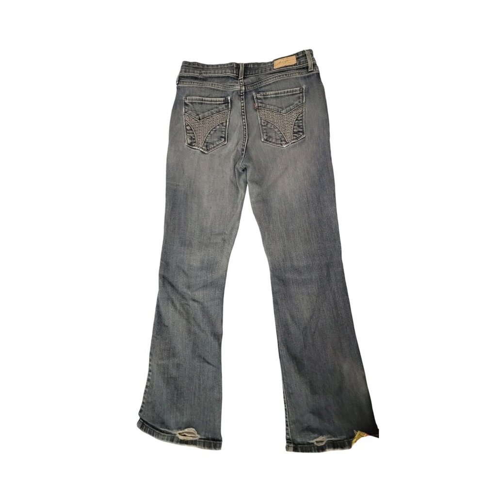 Levis Womens Bootcut Denim Jeans Size 5 Distressed Hem - Picture 2 of 9